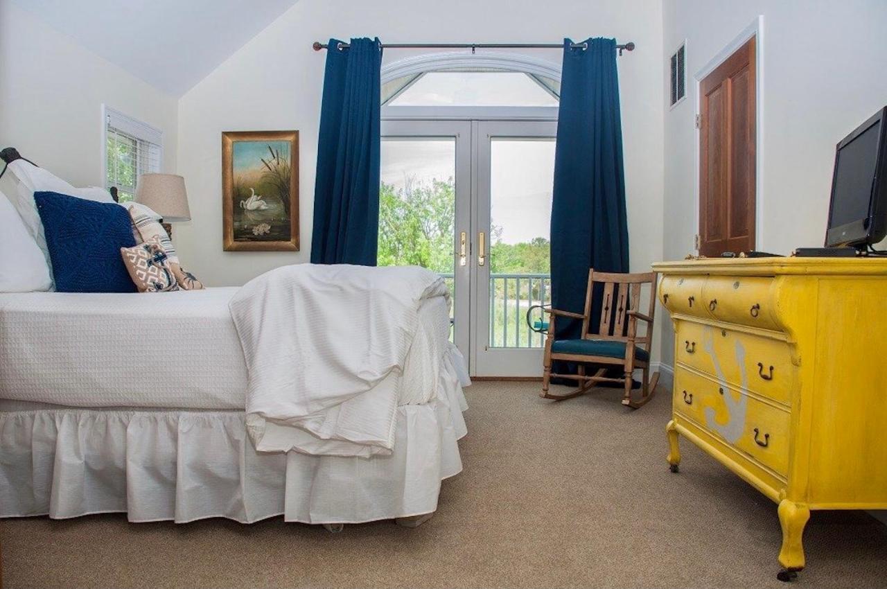 Inn At Haven Harbour Rock Hall Екстер'єр фото